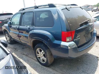 2004 Mitsubishi Endeavor XLS z VIN 4A4MN31S94E014677, wystawiony jako IAAI lot #42493418 z przebiegiem 198 172 mil mil oraz . Historia ofert i sprzedaży dostępna na DreamBid. Obrazek 3.