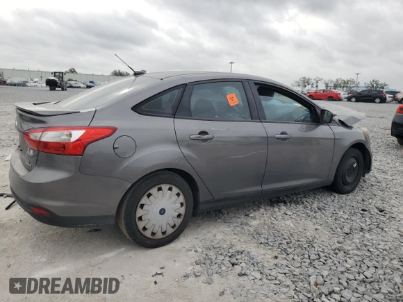2013 Ford Focus SE z VIN 1FADP3F24DL306944, wystawiony jako Copart lot #47804695 z przebiegiem 170 423 mil mil oraz Nie do naprawy • Non repairable. Historia ofert i sprzedaży dostępna na DreamBid. Obrazek 3.