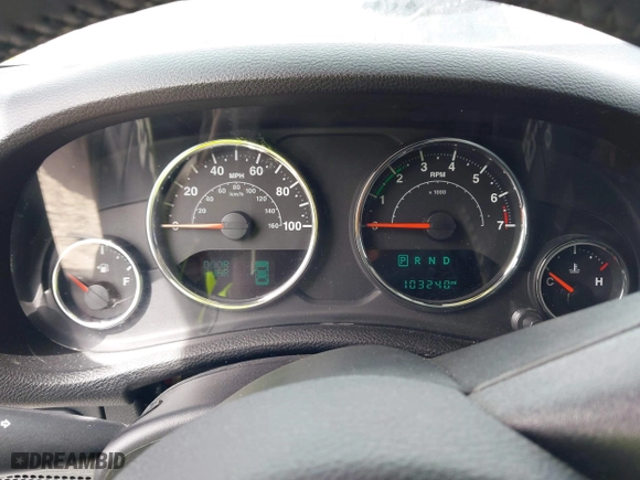 2015 Jeep Wrangler Unlimited Rubicon Hard Rock with VIN 1C4HJWFG7FL684057, listed as a IAAI auction lot 41963885 with 103,240 mi miles. Bid and sale history available at carsss.com. Image 7.
