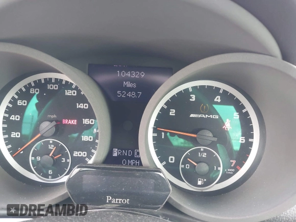 2008 Mercedes-Benz SLK 55 AMG with VIN WDBWK73F08F179225, listed as a IAAI auction lot 41423046 with 104,329 mi miles and . Bid and sale history available at DreamBid. Image 7.