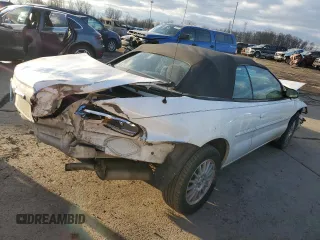 2005 Chrysler Sebring with VIN 1C3EL45X25N677043, listed as a Copart auction lot 82529324 with 105,774 mi miles and Salvage title. Bid and sale history available at DreamBid. Image 3.