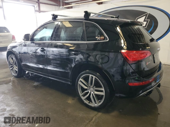 2014 Audi SQ5 Premium Plus z VIN WA1CGAFP8EA057710, wystawiony jako Copart lot #46312125 z przebiegiem 161 095 mil mil oraz Szkoda całkowita • Salvage title. Historia ofert i sprzedaży dostępna na DreamBid. Obrazek 2.
