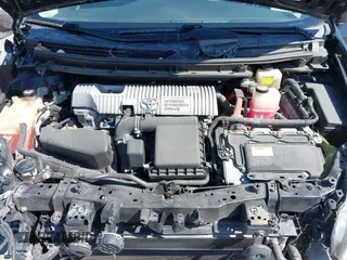 2014 Toyota Prius Four with VIN JTDKN3DU1E0393815, listed as a IAAI auction lot 42121737 with 136,090 mi miles and . Bid and sale history available at carsss.com. Image 10.
