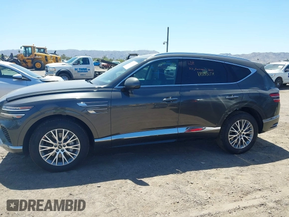 2025 Genesis GV80 Standard with VIN KMUHFESB6SU273191, listed as a IAAI auction lot 42121747 with 1,815 mi miles and . Bid and sale history available at DreamBid. Image 14.