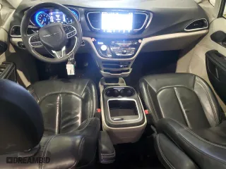 2022 Chrysler Pacifica Touring L with VIN 2C4RC1BG6NR238494, listed as a Copart auction lot 42381315 with 86,866 mi miles and Clean Title. Bid and sale history available at carsss.com. Image 8.