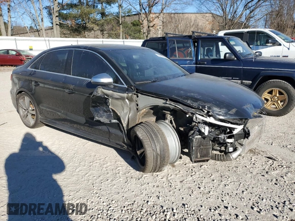 2019 Audi RS 3 with VIN WUABWGFF8KA907574, listed as a Copart auction lot 87910395 with 38,289 mi miles and Salvage title. Bid and sale history available at DreamBid. Image 4.