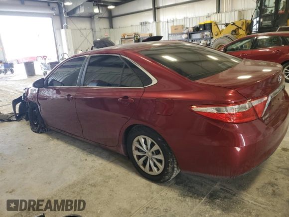 2015 Toyota Camry XLE with VIN 4T1BF1FK1FU972435, listed as a Copart auction lot 41929005 with Not Provided miles and Clean Title. Bid and sale history available at carsss.com. Image 2.