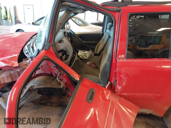 2002 Chevrolet TrailBlazer LTZ with VIN 1GNDT13S922185076, listed as a IAAI auction lot 42018561 with Not Provided miles and . Bid and sale history available at DreamBid. Image 6.