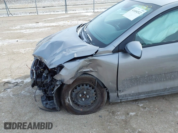 2023 Kia Rio LX z VIN 3KPA24AD4PE614445, wystawiony jako IAAI lot #41604522 z przebiegiem 15 649 mil mil oraz . Historia ofert i sprzedaży dostępna na DreamBid. Obrazek 6.