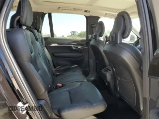 2017 Volvo XC90 Momentum z VIN YV4A22PK5H1128206, wystawiony jako Copart lot #52108315 z przebiegiem 69 510 mil mil oraz Szkody całkowita. Historia ofert i sprzedaży dostępna na DreamBid. Obrazek 11.