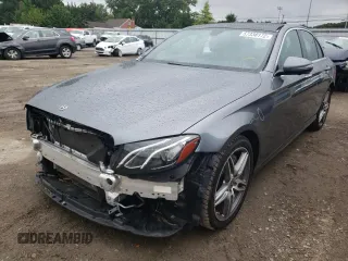 2019 Mercedes-Benz E-Class E 300 with VIN WDDZF4KB7KA631407, listed as a Copart auction lot 57338172 with 31,343 mi miles. Bid and sale history available at carsss.com. Image 2.