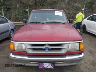 1996 Ford Ranger XL z VIN 1FTCR14A3TPA22615, wystawiony jako IAAI lot #41785002 z przebiegiem 94 455 mil mil oraz . Historia ofert i sprzedaży dostępna na DreamBid. Obrazek 6.