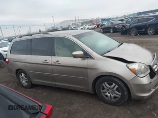 2005 Honda Odyssey EX with VIN 5FNRL38455B115547, listed as a IAAI auction lot 41911371 with 184,150 mi miles. Bid and sale history available at carsss.com. Image 13.