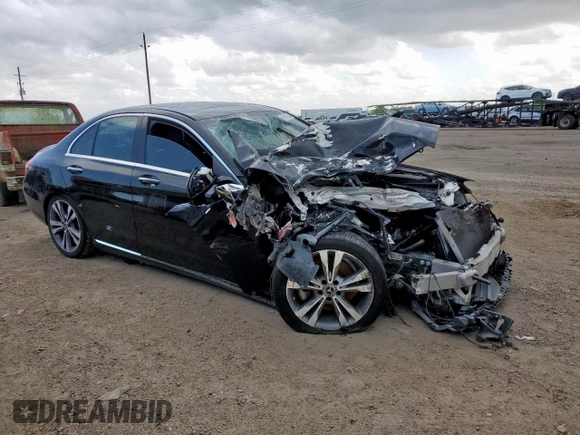 2019 Mercedes-Benz C 300 with VIN 55SWF8DB6KU306139, listed as a Copart auction lot 61491765 with Not provided miles and Clean title. Bid and sale history available at DreamBid. Image 4.