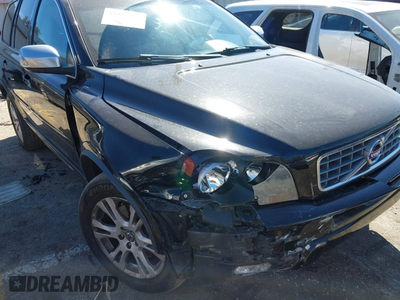 2013 Volvo XC90 Premier Plus with VIN YV4952CZ9D1657679, listed as a IAAI auction lot 41823464 with 126,000 mi miles and . Bid and sale history available at DreamBid. Image 6.