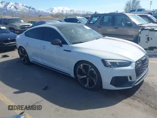 2019 Audi RS 5 Sportback z VIN WUABWCF59KA902397, wystawiony jako IAAI lot #41744364 z przebiegiem 40 477 mil mil oraz . Historia ofert i sprzedaży dostępna na DreamBid. Obrazek 1.