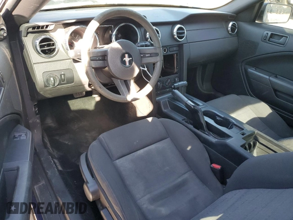 2005 Ford Mustang Deluxe with VIN 1ZVFT80N455129183, listed as a Copart auction lot 48500905 with 162,440 mi miles and Salvage Title. Bid and sale history available at carsss.com. Image 8.