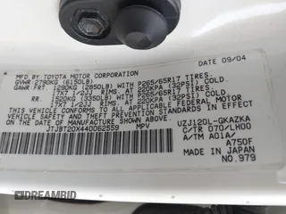 2004 Lexus GX 470 with VIN JTJBT20X440062559, listed as a IAAI auction lot 42142442 with 261,126 mi miles. Bid and sale history available at carsss.com. Image 9.