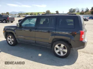 2017 Jeep Patriot Latitude with VIN 1C4NJPFB1HD184633, listed as a Copart auction lot 52252965 with 159,773 mi miles and Salvage Title. Bid and sale history available at DreamBid. Image 2.