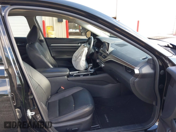 2020 Nissan Altima 2.5 SL with VIN 1N4BL4EV4LC221508, listed as a IAAI auction lot 41307608 with 61,414 mi miles. Bid and sale history available at carsss.com. Image 5.