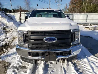 2019 Ford Super Duty F-250 SRW XL with VIN 1FTBF2B63KEF97154, listed as a Copart auction lot 87145074 with 87,303 mi miles and Salvage Title. Bid and sale history available at carsss.com. Image 5.