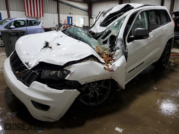2021 Jeep Grand Cherokee 80th Anniversary z VIN 1C4RJFBG0MC525811, wystawiony jako Copart lot #55459965 z przebiegiem Nie podano mil oraz Szkoda całkowita • Salvage title. Historia ofert i sprzedaży dostępna na DreamBid. Obrazek 1.