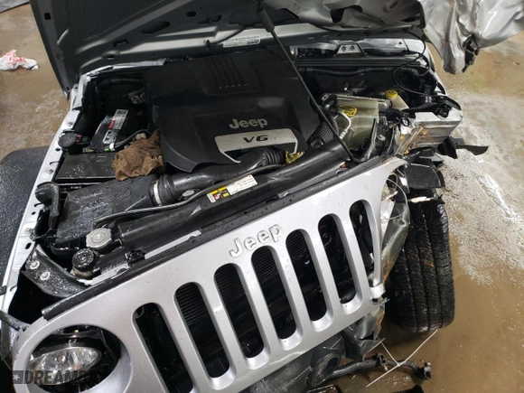 2015 Jeep Wrangler Sport with VIN 1C4AJWAG4FL520242, listed as a Copart auction lot 44134365 with 118,424 mi miles and Salvage Title. Bid and sale history available at carsss.com. Image 11.