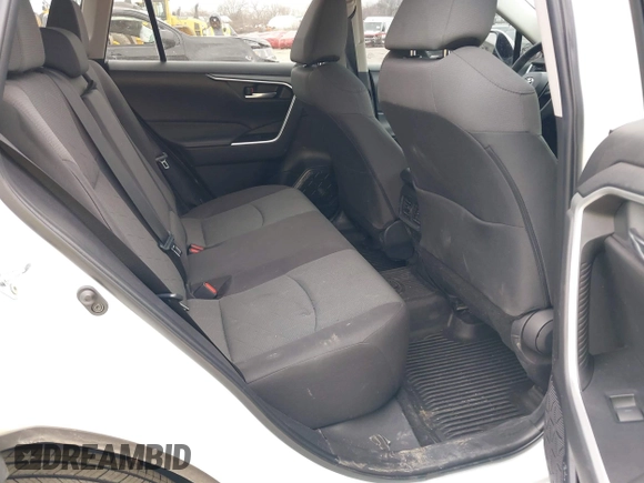 2023 Toyota RAV4 XLE with VIN 2T3P1RFV5PW350751, listed as a IAAI auction lot 41701062 with 32,607 mi miles. Bid and sale history available at carsss.com. Image 8.