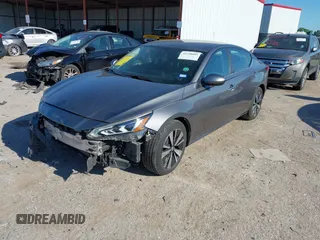 2021 Nissan Altima SV with VIN 1N4BL4DVXMN318963, listed as a IAAI auction lot 42238803 with 96,230 mi miles and . Bid and sale history available at DreamBid. Image 2.