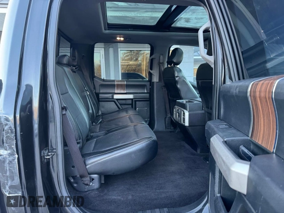 2015 Ford F-150 XL with VIN 1FTEW1CG5FKE37430, listed as a Copart auction lot 44044005 with 291,883 mi miles and Clean Title. Bid and sale history available at carsss.com. Image 6.