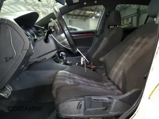 2017 Volkswagen GTI S z VIN 3VW4T7AU9HM062778, wystawiony jako Copart lot #58838435 z przebiegiem 115 872 mil mil oraz Szkoda całkowita • Salvage title. Historia ofert i sprzedaży dostępna na DreamBid. Obrazek 7.