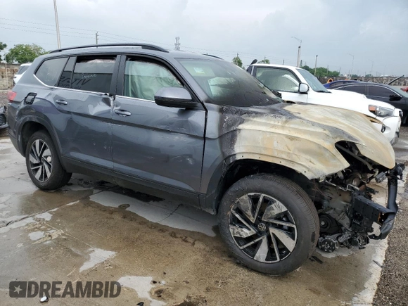 2025 Volkswagen Atlas SE with VIN 1V2WR2CA8SC517353, listed as a Copart auction lot 63493995 with Not provided miles and Non repairable. Bid and sale history available at DreamBid. Image 4.