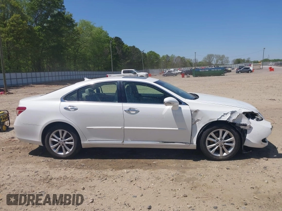 2012 Lexus ES 330 z VIN JTHBK1EG7C2475120, wystawiony jako IAAI lot #42042158 z przebiegiem 85 895 mil mil oraz . Historia ofert i sprzedaży dostępna na DreamBid. Obrazek 13.
