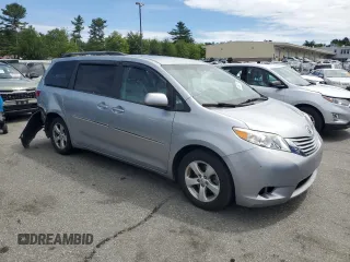 2016 Toyota Sienna LE AAS with VIN 5TDKK3DC6GS765794, listed as a Copart auction lot 62450375 with 90,670 mi miles and Salvage title. Bid and sale history available at DreamBid. Image 4.