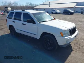 2006 Jeep Grand Cherokee Laredo with VIN 1J4GR48K56C294546, listed as a IAAI auction lot 41672848 with 193,993 mi miles. Bid and sale history available at carsss.com. Image 1.
