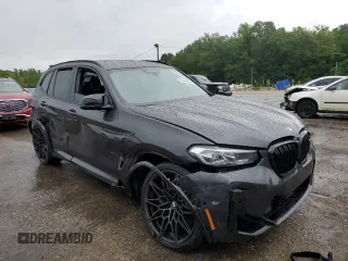 2022 BMW X3 M z VIN 5YM13EC09N9J95191, wystawiony jako Copart lot #63090823 z przebiegiem 15 029 mil mil oraz . Historia ofert i sprzedaży dostępna na DreamBid. Obrazek 4.