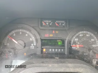 2010 Ford Econoline Passenger XL с VIN 1FMNE1BL6ADA18772, выставлен на аукционе Copart как лот 59190985 с пробегом 154 331 миль миль и Чистый • Clean title. История ставок и продаж доступна на DreamBid. Изображение 9.