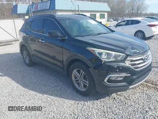 2017 Hyundai Santa Fe 2.4L z VIN 5NMZUDLB0HH014153, wystawiony jako IAAI lot #41825486 z przebiegiem 88 362 mil mil oraz . Historia ofert i sprzedaży dostępna na DreamBid. Obrazek 1.