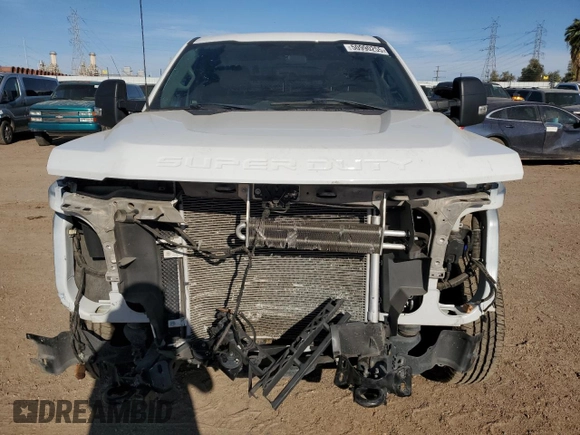 2022 Ford F-250 XL with VIN 1FT7X2AN6NED54339, listed as a Copart auction lot 50990255 with 54,805 mi miles and Salvage title. Bid and sale history available at DreamBid. Image 5.