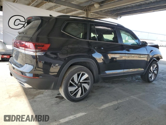 2025 Volkswagen Atlas SE z VIN 1V2WR2CA7SC519675, wystawiony jako Copart lot #55693255 z przebiegiem 3 869 mil mil oraz Czysty tytuł • Clean title. Historia ofert i sprzedaży dostępna na DreamBid. Obrazek 3.
