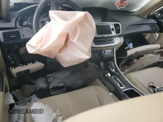 2014 Honda Accord Touring z VIN 1HGCR2F91EA800054, wystawiony jako Copart lot #44898045 z przebiegiem Nie podano mil oraz Szkoda całkowita • Salvage title. Historia ofert i sprzedaży dostępna na DreamBid. Obrazek 8.