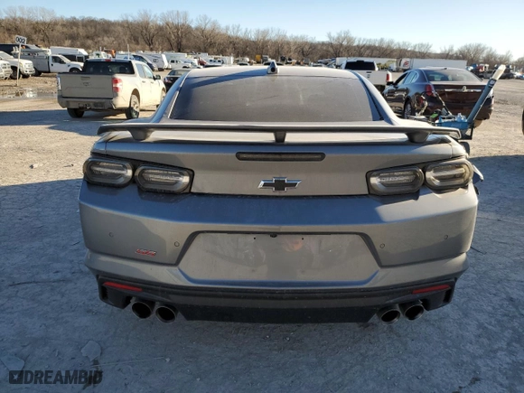 2021 Chevrolet Camaro 2SS with VIN 1G1FH1R75M0135787, listed as a Copart auction lot 47257455 with 16,918 mi miles and Salvage Title. Bid and sale history available at carsss.com. Image 6.