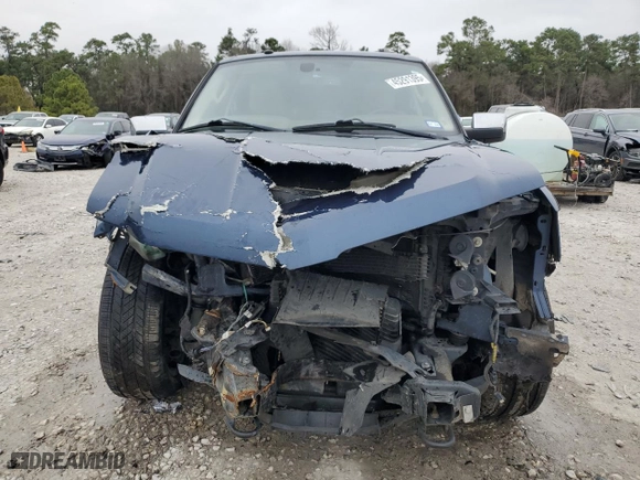 2016 Lincoln Navigator Select with VIN 5LMJJ2HT4GEL06104, listed as a Copart auction lot 45291395 with 185,604 mi miles and Salvage Title. Bid and sale history available at carsss.com. Image 5.