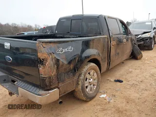 2004 Ford F-150 XLT with VIN 1FTPW145X4KC47898, listed as a IAAI auction lot 41617178 with 196,584 mi miles. Bid and sale history available at carsss.com. Image 4.