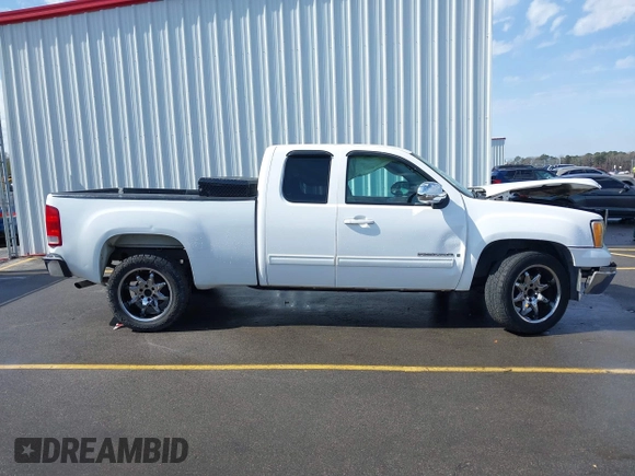 2009 GMC Sierra 1500 with VIN 1GTEC39J69Z260325, listed as a IAAI auction lot 41719022 with 207,647 mi miles and . Bid and sale history available at DreamBid. Image 13.