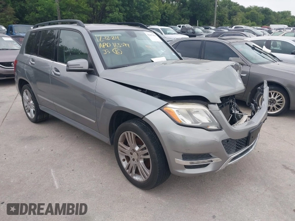 2013 Mercedes-Benz GLK 350 with VIN WDCGG5HB4DF985476, listed as a IAAI auction lot 42257463 with 104,221 mi miles and . Bid and sale history available at DreamBid. Image 1.