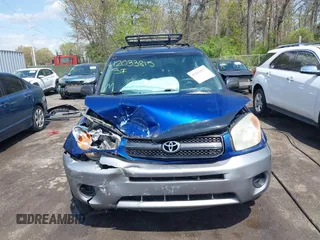 2005 Toyota RAV4 with VIN JTEGD20V350094758, listed as a IAAI auction lot 42033815 with 205,175 mi miles. Bid and sale history available at carsss.com. Image 12.