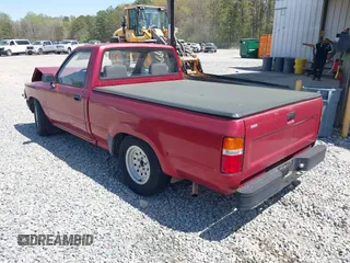 1992 Toyota Pickup with VIN JT4RN81A2N0096073, listed as a IAAI auction lot 41886580 with 254,791 mi miles and . Bid and sale history available at DreamBid. Image 3.