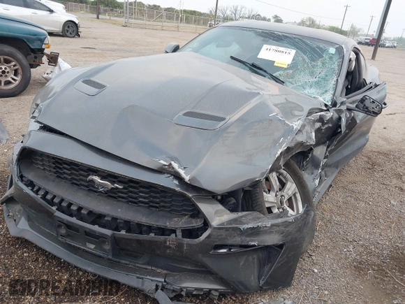 2018 Ford Mustang EcoBoost with VIN 1FA6P8TH3J5146392, listed as a IAAI auction lot 41780815 with 70,992 mi miles and . Bid and sale history available at carsss.com. Image 17.