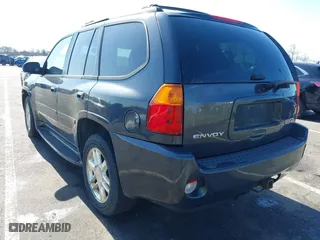 2007 GMC Envoy Denali with VIN 1GKET63M672231311, listed as a IAAI auction lot 41992787 with 212,145 mi miles. Bid and sale history available at carsss.com. Image 3.